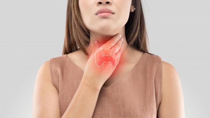 Symptoms Of Thyroid Disease: Hypothyroidism and Hyperthyroidism